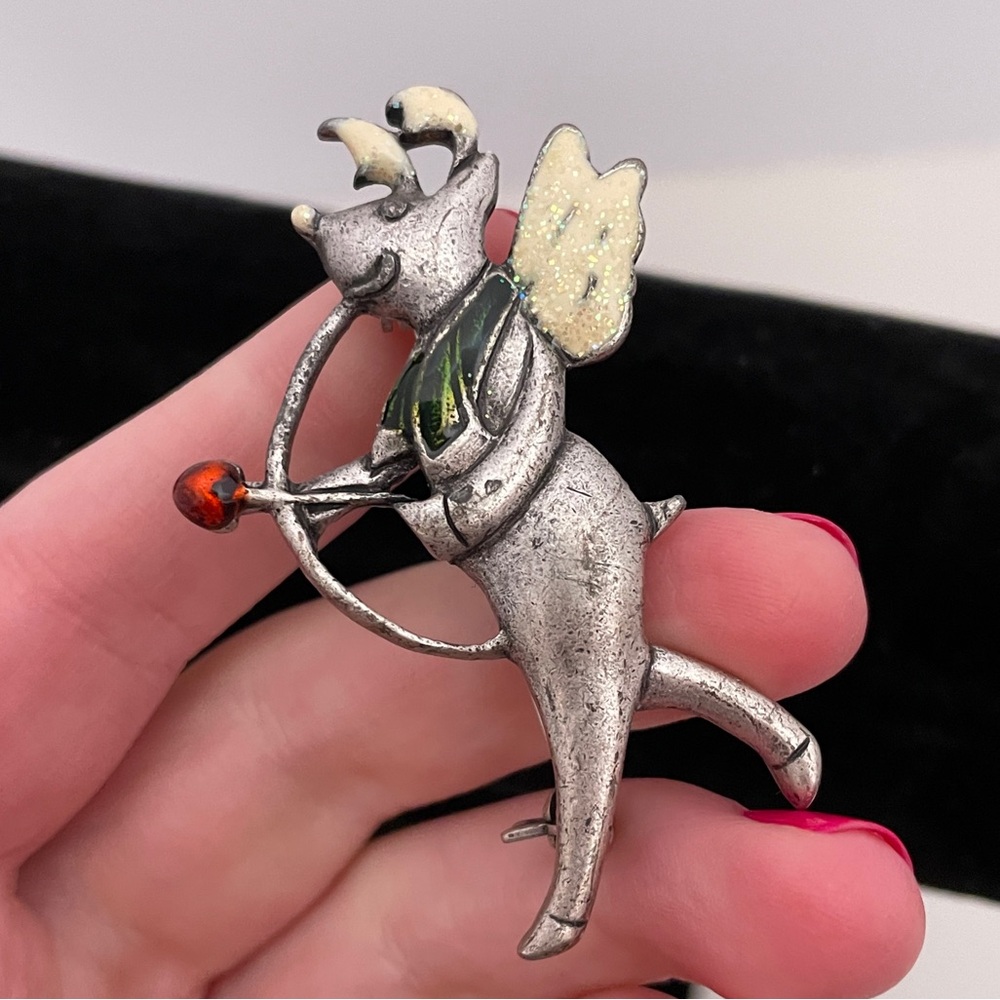 Vintage Heavy Silver Tone Christmas Festive Winter Holiday Reindeer Pin / Brooch